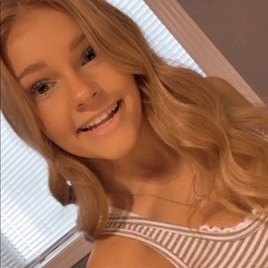 Meet your Posher, Kira